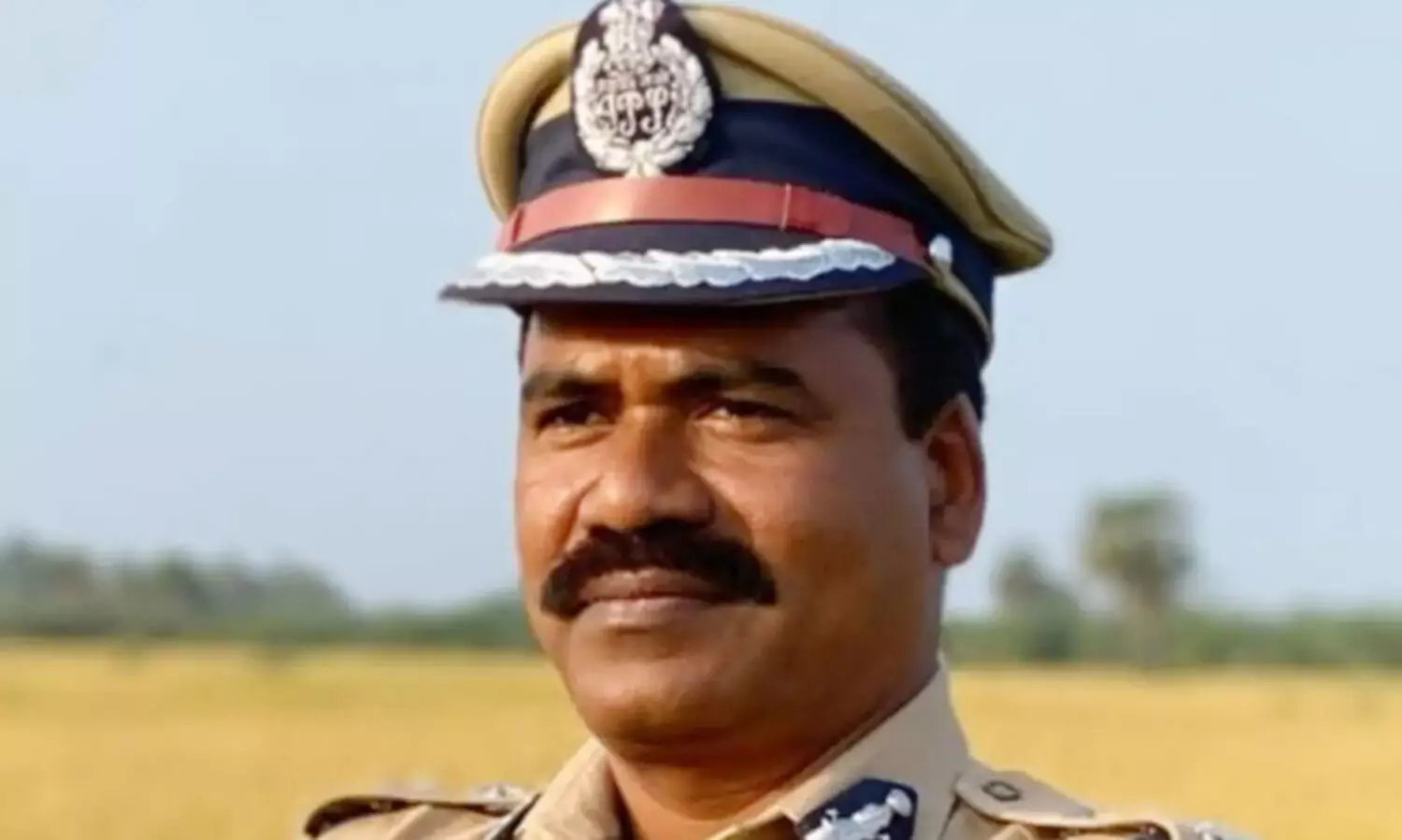 തമിഴ്നാട് എ.ഡി.ജി.പിയുടെ അറസ്റ്റിനെതിരെ സുപ്രീം കോടതി; സസ്പെൻഷൻ പിൻവലിക്കണം