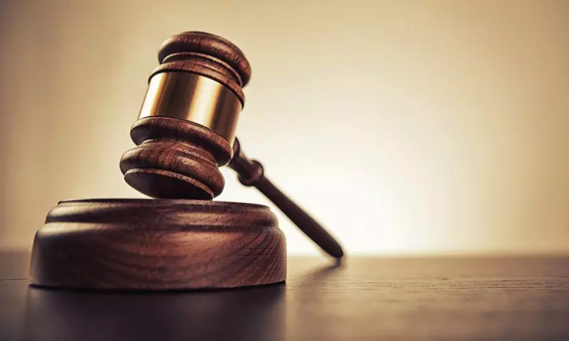 ഉടമസ്ഥന്റെ അനുമതിയില്ലാതെ കാർ വിറ്റു; നഷ്ടപരിഹാരത്തിന് വിധി ഉടമസ്ഥന്റെ അനുമതിയില്ലാതെ കാർ വിറ്റു; നഷ്ടപരിഹാരത്തിന് വിധി