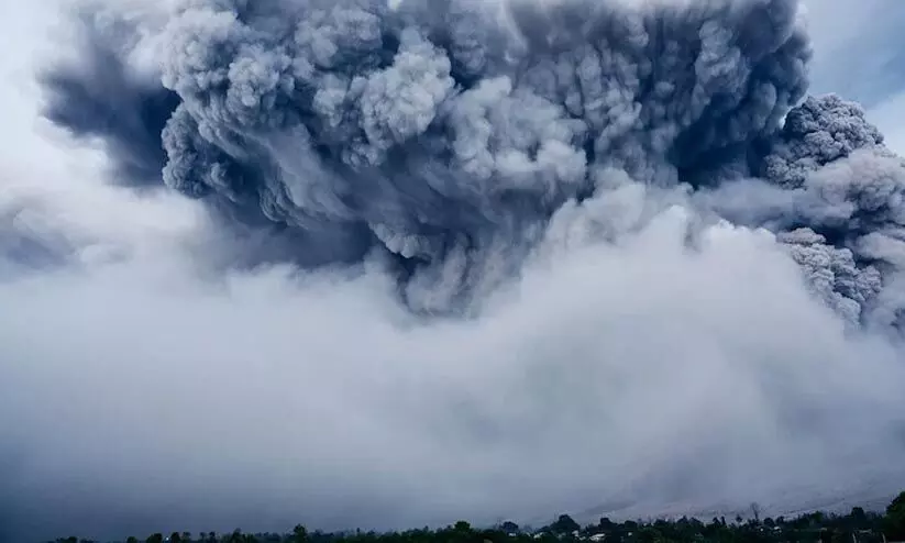 മൂന്നാഴ്ച കഴിഞ്ഞ് സുനാമി ദുരന്തം ഉണ്ടാകുമെന്ന് പ്രവചനം; വിമാന യാത്രികരുടെ എണ്ണം 83 ശതമാനം കുറഞ്ഞെന്ന് ജപ്പാനിലെ വിമാനക്കമ്പനികൾ