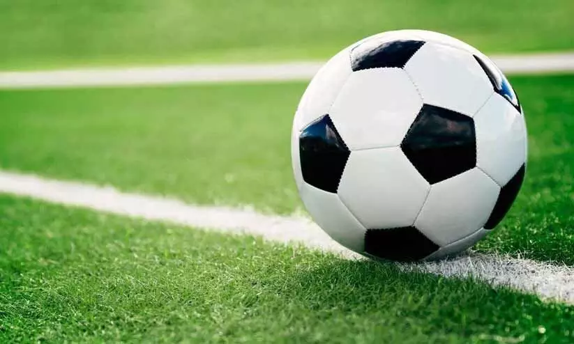 എസ്.ബി.ഐക്കെതിരെ ആറാടികോവളം; കടുവകളെ തുരത്തി ഏജീസ് എസ്.ബി.ഐക്കെതിരെ ആറാടികോവളം; കടുവകളെ തുരത്തി ഏജീസ്