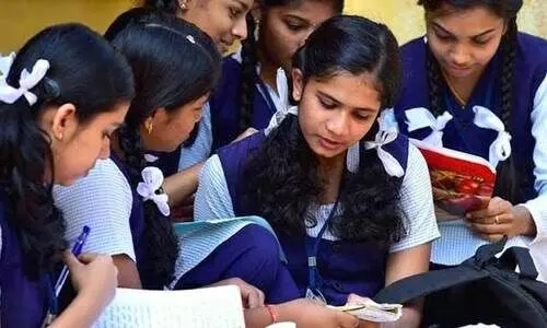 ജില്ലയിൽ 31,349 വിദ്യാർഥികൾ ഇന്ന് പ്ലസ് വൺ ക്ലാസുകളിലേക്ക്... ജില്ലയിൽ 31,349 വിദ്യാർഥികൾ ഇന്ന് പ്ലസ് വൺ ക്ലാസുകളിലേക്ക്...