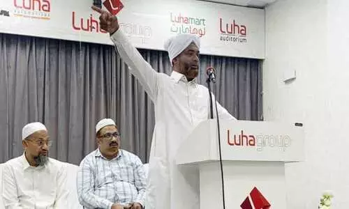 ഹാ​ജി​മാ​ർ​ക്ക് ഐ.​സി.​എ​ഫ് അ​ൽ ഖു​ദ്‌​സ് സ്വീ​ക​ര​ണം ന​ൽ​കി