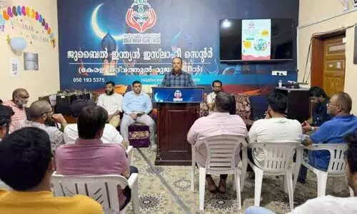 അ​ല്‍മ​നാ​ര്‍ മ​ദ്‌​റ​സ പ്ര​വേ​ശ​നോ​ത്സ​വം