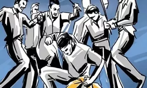 എട്ട് വയസുകാരിയെ ബലാത്സംഗം ചെയ്ത് കൊലപ്പെടുത്തിയ പ്രതിയെ നാട്ടുകാർ തല്ലിക്കൊന്നു