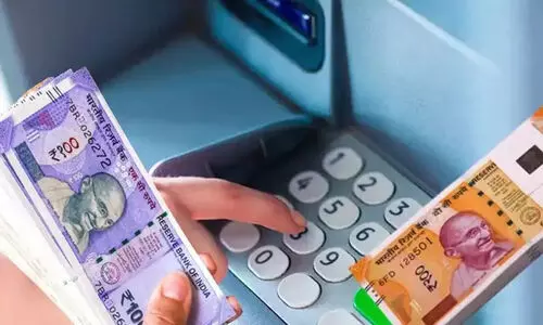 ഇനി ചില്ലറ തേടി അലയേണ്ട..!; എ.ടി.എമ്മുകളിൽ 100, 200 രൂപ നോട്ടുകൾ തിരിച്ചെത്തി