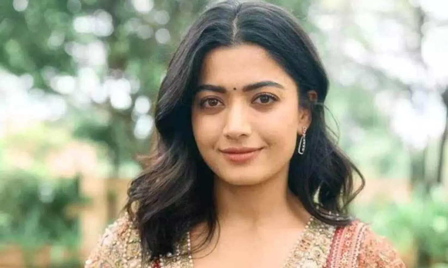 എത്ര സമയം ഒന്നിച്ചുണ്ടാകുമെന്ന് നമുക്കറിയില്ല..., എല്ലാവരും പരസ്പരം ദയയുള്ളവരാകുക; കുറിപ്പുമായി രശ്മിക മന്ദാന