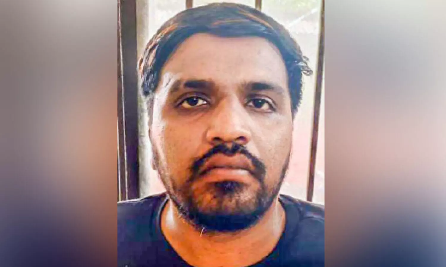 സ്ത്രീകളെ തോക്കുചൂണ്ടി ഭീഷണിപ്പെടുത്തിയ യുവാവ് പിടിയിൽ