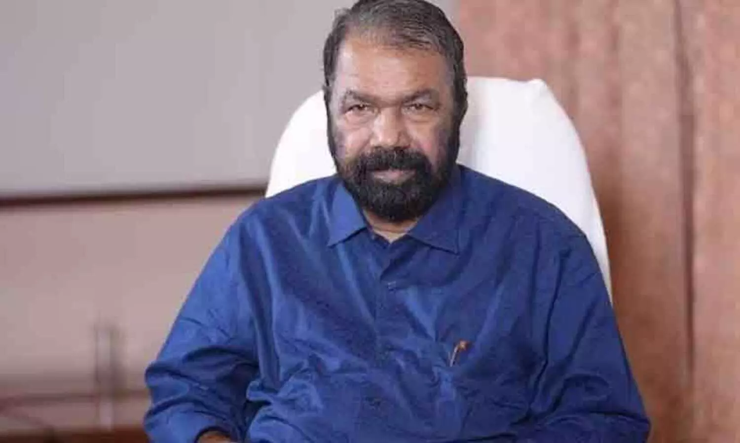 ‘കാൻസർ രോഗി മരിച്ചുകിടക്കുമ്പോഴാണ് ശവമഞ്ച പ്രതിഷേധം സംഘടിപ്പിച്ചത്, പ്രതിഷേധങ്ങൾക്ക് ജനാധിപത്യ മാർഗങ്ങളുണ്ട്’ -വീണ ജോർജിന് പിന്തുണയുമായി വി. ശിവൻകുട്ടി