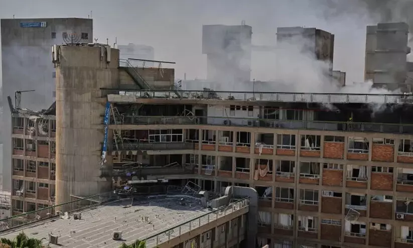 തെൽ അവീവിലെയും ഹൈഫയിലേയും സൈനിക, ഇന്റലിജൻസ് കേന്ദ്രങ്ങളുടെ സമീപത്ത് നിന്ന് ആളുകൾ ഒഴിയണം; വീണ്ടും ആക്രമണ മുന്നറിയിപ്പുമായി ഇറാൻ