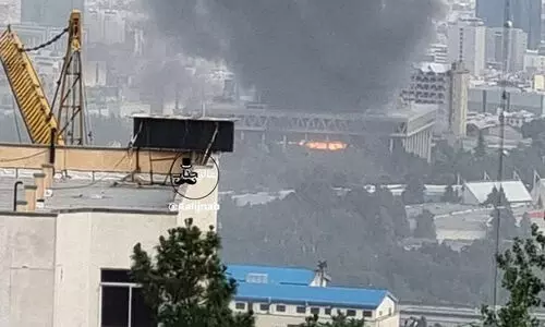 ഞ​ങ്ങ​ൾ ഭ​യ​ക്കി​ല്ല, ത​ക​രു​ക​യു​മി​ല്ല