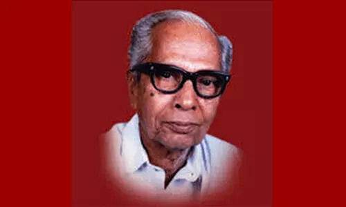 വായനക്കുണ്ട് രാഷ്ട്രീയം: അറിയണം ഈ വഴികൾ വായനക്കുണ്ട് രാഷ്ട്രീയം: അറിയണം ഈ വഴികൾ