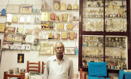 ഇന്ന് വായനാദിനം; ഗ്രേഷ്യസ് ബെഞ്ചമിൻ പത്താം ക്ലാസ്; രചിച്ചത്​ 217 പുസ്തകങ്ങൾ