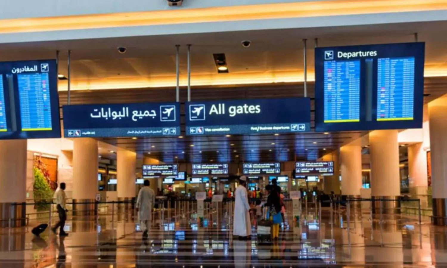 ആ​ശ​ങ്ക​ക്ക് വി​രാ​മം; ഇ​റാ​നി​ൽ കു​ടു​ങ്ങി​യ മ​ല​യാ​ളി കു​ടും​ബം ഒ​മാ​നി​ൽ തി​രി​ച്ചെ​ത്തി