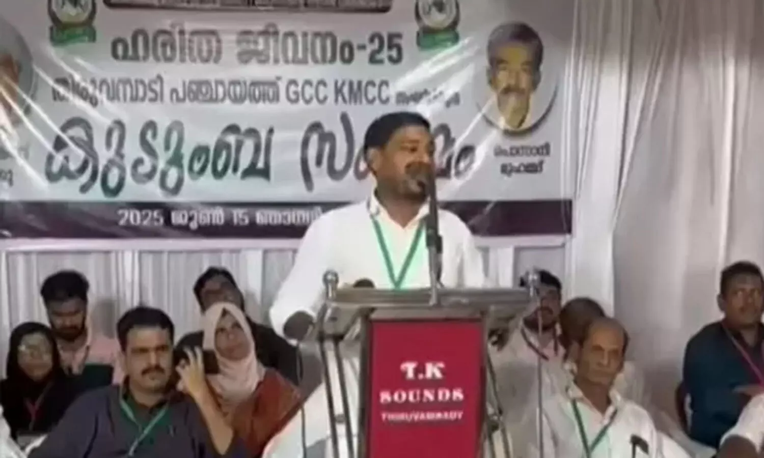 പഞ്ചായത്ത് വൈസ് പ്രസിഡന്റിനെ അടക്കം നാലുപേരെ പുറത്താക്കി മുസ്‌ലിംലീഗ്; നടപടി പി.വി അൻവറിനെ ക്ഷണിച്ച് കുടുംബ സംഗമം നടത്തിയതിന്