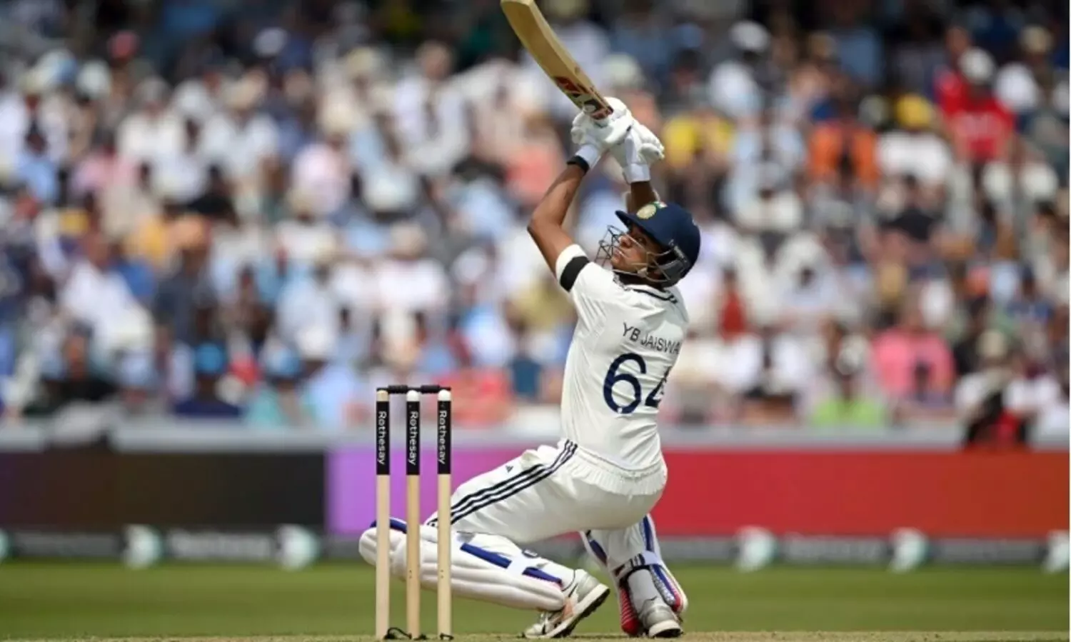 ജയ്സ്വാളിന് അർധ സെഞ്ച്വറി, സംപൂജ്യനായി സായ് സുദർശൻ; ഒന്നാം ടെസ്റ്റിൽ ഇന്ത്യക്ക് ഭേദപ്പെട്ട തുടക്കം