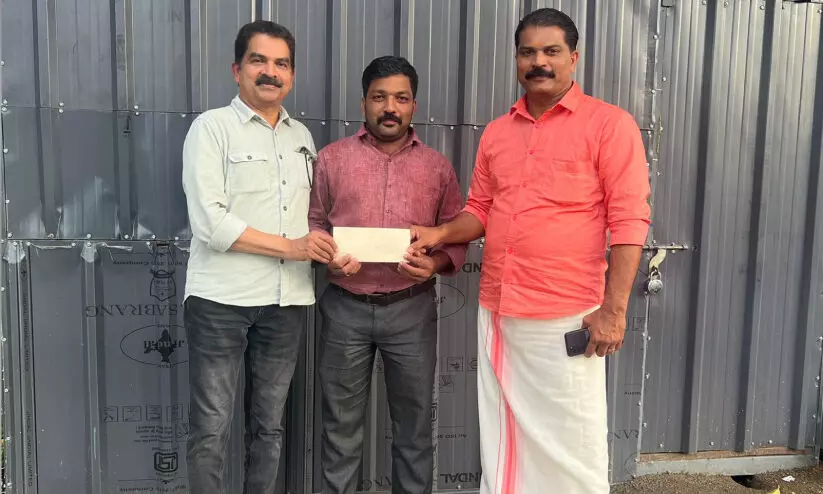 ബി.​ഡി.​കെ ബ​ഹ്‌​റൈ​ൻ ചാ​പ്റ്റ​ർ സ​ഹാ​യം കൈ​മാ​റി