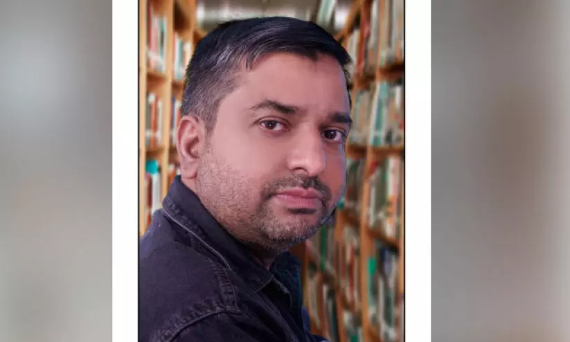 നാ​​ലു മി​​നി​​ക്ക​​ഥ​​ക​​ൾ