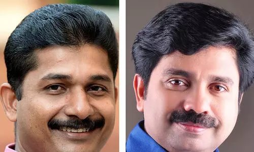 നി​ല​മ്പൂരിൽ അ​വ​കാ​ശ​വാ​ദ​വു​മാ​യി ഇ​രു​പ​ക്ഷ​വും