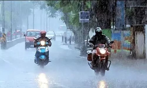 ‘ശ്രദ്ധ മരിക്കുമ്പോൾ അപകടം ജനിക്കുന്നു’; മഴയത്ത്​ കൂടുതൽ ജാഗ്രത വേണമെന്ന് മോട്ടോർ വാഹനവകുപ്പ്