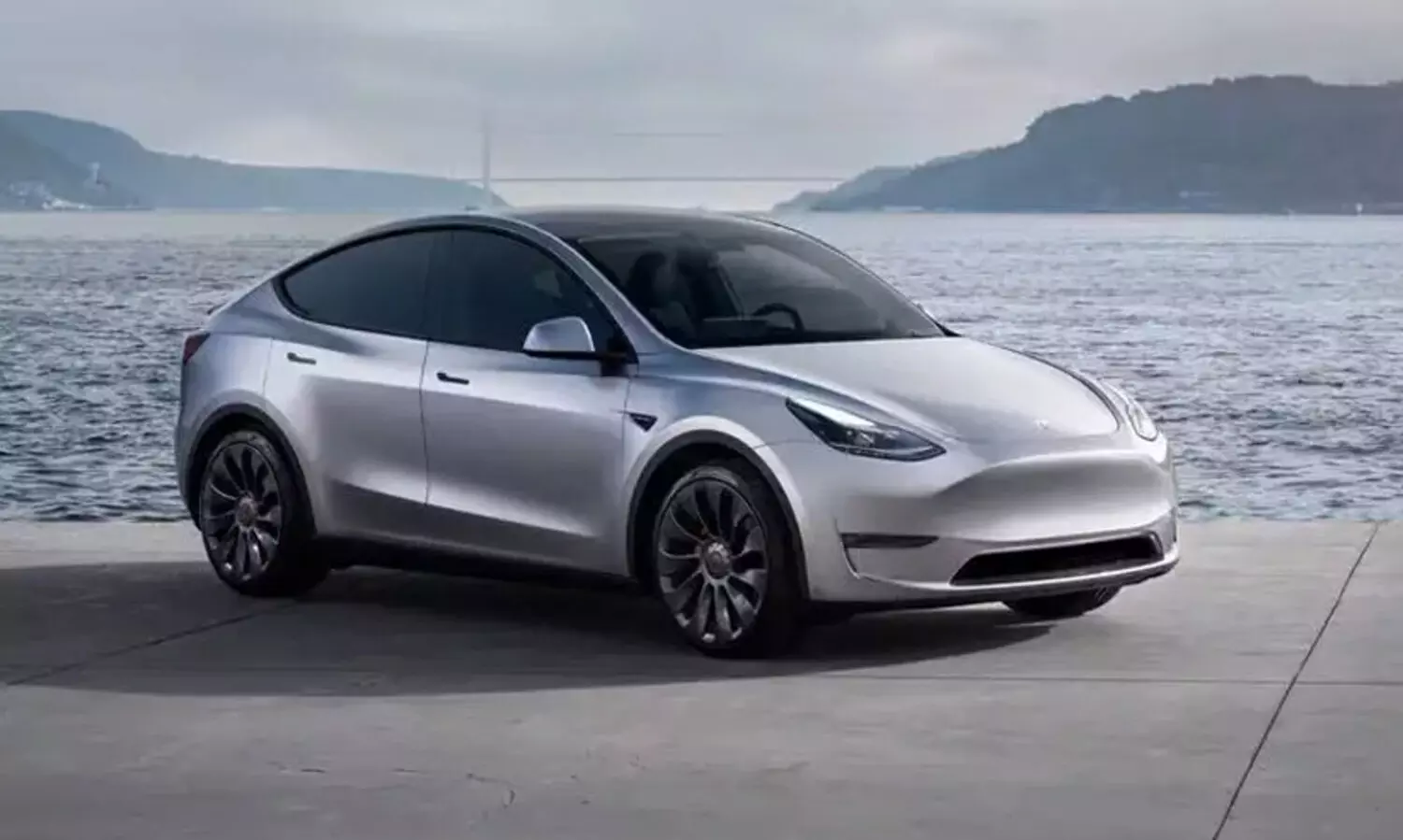 ചൈനയിൽ നിർമിച്ച ഇ.വികളുമായി ടെസ്‌ല ഇന്ത്യയിലേക്ക്; മുംബൈയിലെ ഷോറൂം അടുത്തമാസം തുറക്കും
