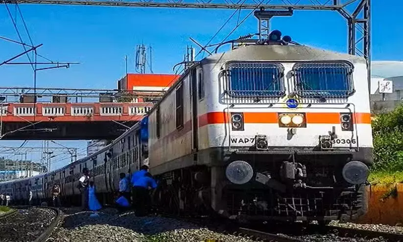 റെയിൽവേ വെയിറ്റിങ് ലിസ്റ്റ് സീറ്റുകളുടെ എണ്ണം കുറക്കുന്നു; ഇനി 25 ശതമാനം മാത്രം