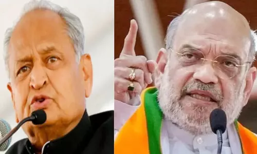 അമിത് ഷായും മറ്റു നേതാക്കളും ഇംഗ്ലീഷിനെതിരെ പറയും. പക്ഷേ അവരുടെ മക്കളെല്ലാം ഇന്ത്യക്ക് പുറത്താണ് -അശോക് ഗെഹ്‌ലോട്ട്