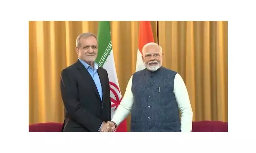 നിലവിലെ സാഹചര്യത്തിൽ ആശങ്ക ഇറാൻ പ്രസിഡന്റുമായി ഫോണിൽ സംസാരിച്ച് മോദി നിലവിലെ സാഹചര്യത്തിൽ ആശങ്ക ഇറാൻ പ്രസിഡന്റുമായി ഫോണിൽ സംസാരിച്ച് മോദി