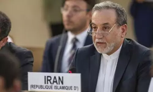 ഇസ്രായേലിന്റേത് ഗുരുതര യുദ്ധക്കുറ്റം; ആ​ക്ര​മ​ണം ന​യ​ത​ന്ത്ര​പ​ര​മാ​യ വ​ഞ്ച​ന​ -ഇറാൻ വിദേശമന്ത്രി