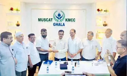 യാ​ത്ര​യ​യ​പ്പ് ന​ൽ​കി