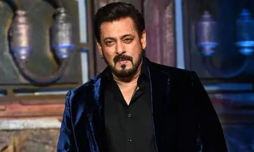 വാരിയെല്ലുകൾക്ക് പൊട്ടലുണ്ട്; ആരോഗ്യപ്രശ്നങ്ങളുമായി നിശബ്ദമായി പോരാടുകയാണ് -സൽമാൻ ഖാൻ വാരിയെല്ലുകൾക്ക് പൊട്ടലുണ്ട്; ആരോഗ്യപ്രശ്നങ്ങളുമായി നിശബ്ദമായി പോരാടുകയാണ് -സൽമാൻ ഖാൻ