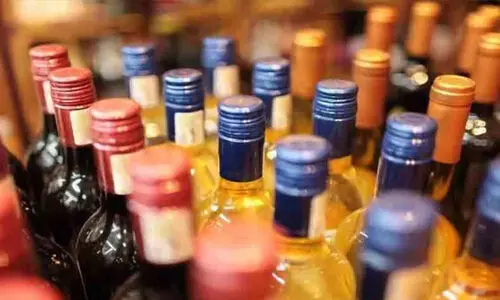 കേരളത്തിൽ കുടിച്ചുതീർത്തത് 17,881 കോടിയുടെ വിദേശമദ്യം; 1680 കോടിയുടെ ബിയറും വൈനും