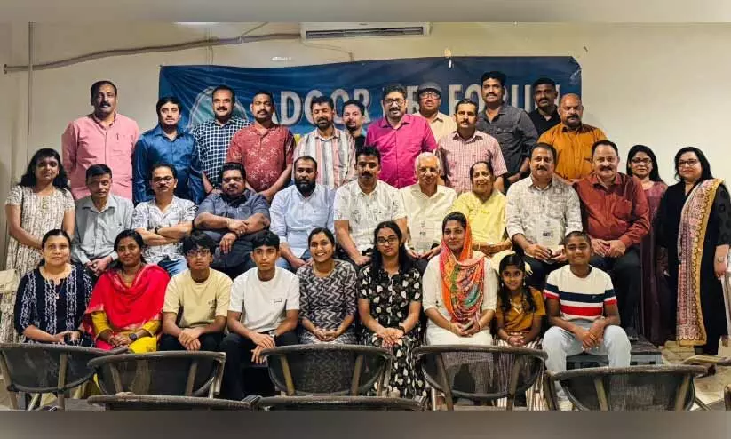 അ​ടൂ​ർ എ​ൻ.​ആ​ർ.​ഐ ഫോ​റം പൊ​തു​യോ​ഗ​വും യാ​ത്ര​യ​യ​പ്പും സംഘടിപ്പിച്ചു