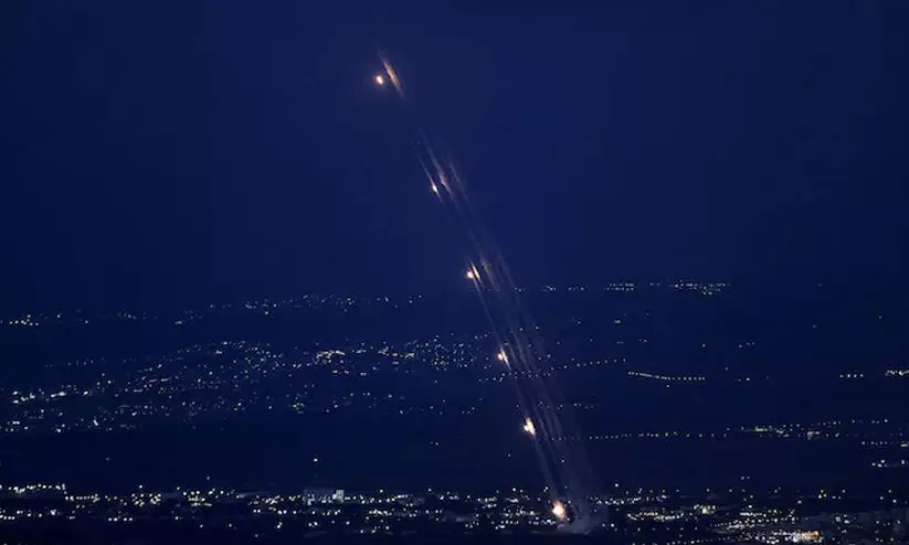 ഇസ്രായേലിന് നേരെ വീണ്ടും ഇറാന്റെ ആക്രമണം; 15 മിസൈലുകൾ തൊടുത്തു ഇസ്രായേലിന് നേരെ വീണ്ടും ഇറാന്റെ ആക്രമണം; 15 മിസൈലുകൾ തൊടുത്തു