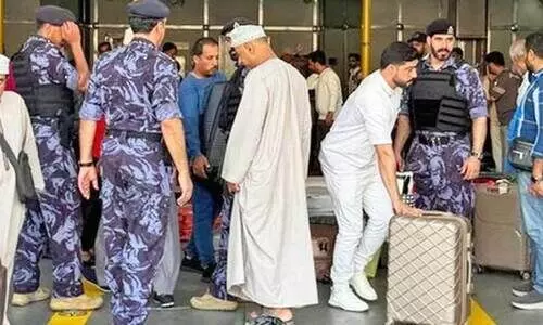 51 ഒ​മാ​നി പൗ​ര​ന്മാ​രെ കൂ​ടി തി​രി​ച്ചെ​ത്തി​ച്ചു