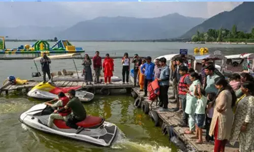 പഹൽഗാമിനുശേഷം കശ്മീരിലേക്ക് വീണ്ടും വിനോദസഞ്ചാരികളെത്തുന്നു;   പ്രതീക്ഷയിൽ കശ്മീരികൾ