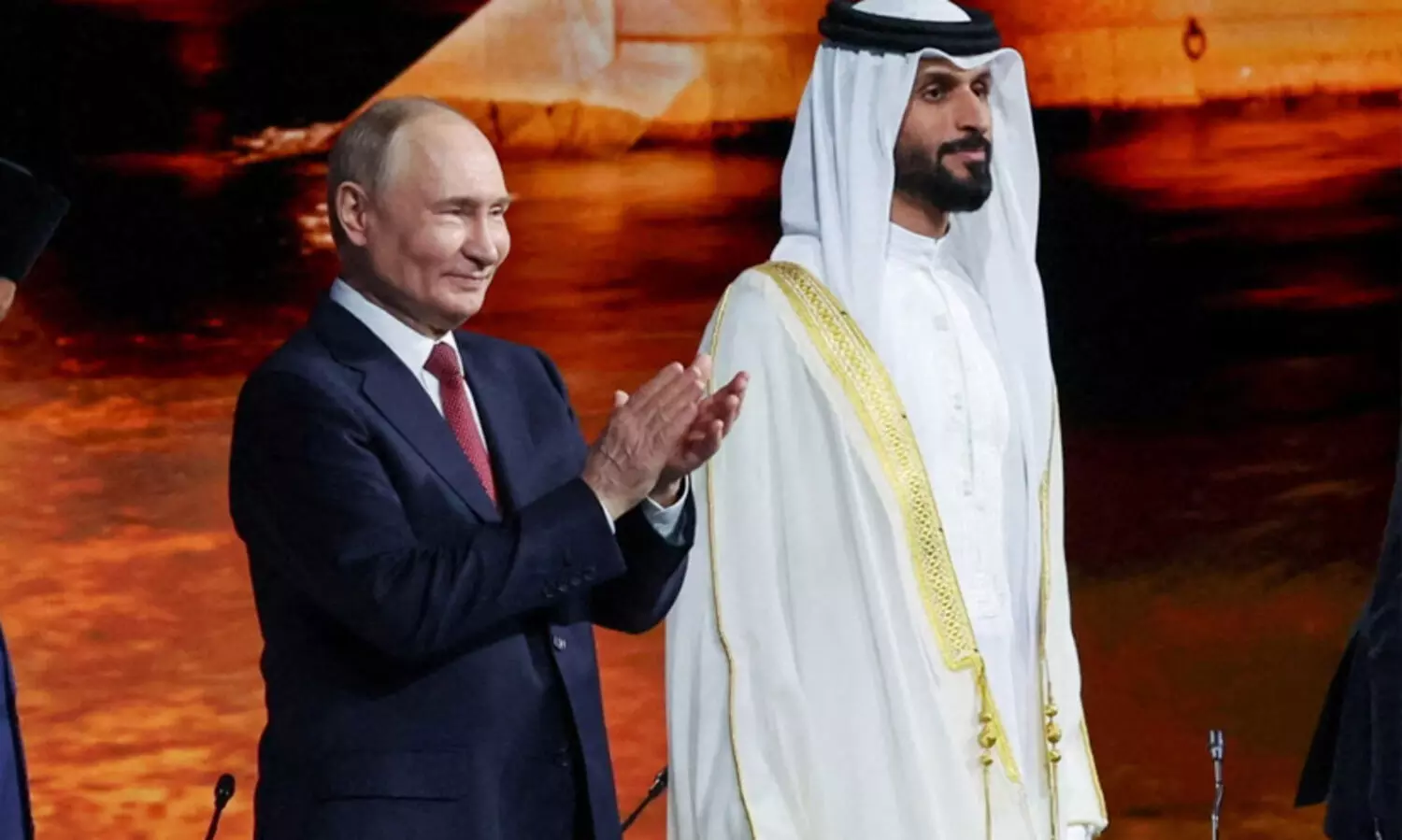 റഷ്യയുമായി ആറ് പ്രധാന കരാറുകളിൽ   ഒപ്പുവെച്ച് ബഹ്റൈൻ