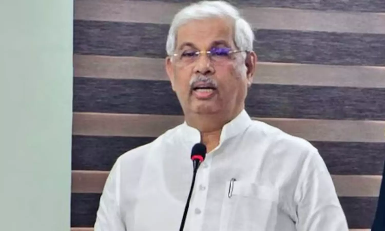 കാർഷിക സർവകലാശാലയിലെ ഗവര്‍ണറുടെ   പരിപാടിയില്‍ മാധ്യമങ്ങള്‍ക്ക് വിലക്ക്