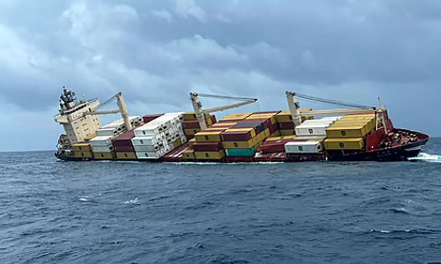 സാൽവേജ് കമ്പനിയുടെ നടപടി ദുരൂഹം, സംശയാസ്പദം- കേരള മത്സ്യത്തൊഴിലാളി ഐക്യവേദി