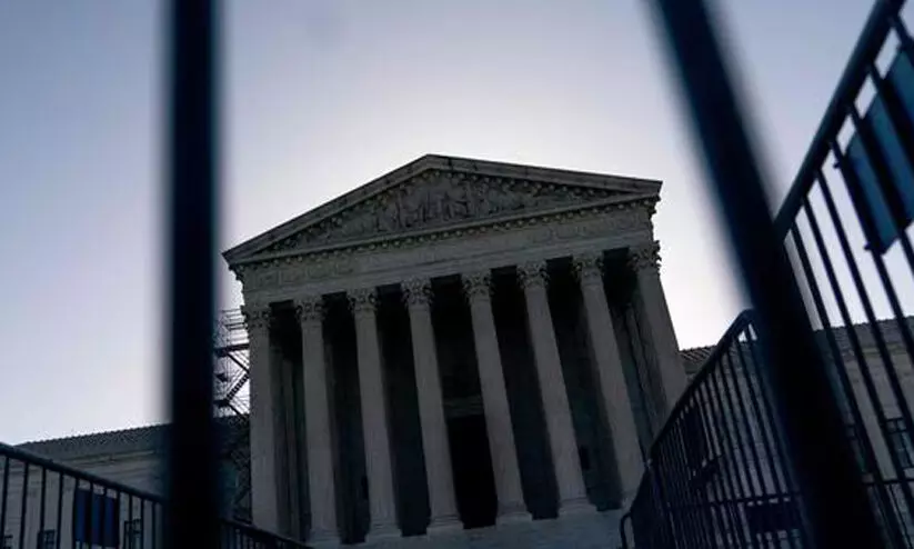 ട്രംപിന്റെ മൂന്നാം രാജ്യങ്ങളിലേക്കുള്ള നാടുകടത്തൽ പുനഃരാരംഭിക്കാൻ യു.എസ് സുപ്രീംകോടതിയുടെ അനുമതി