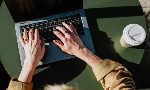 അ​ജ്മാ​നി​ല്‍ സ​ർ​ക്കാ​ർ ജീ​വ​ന​ക്കാ​രു​ടെ ജോ​ലി​സ​മ​യം കു​റ​ച്ചു