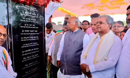 ക​ർ​ണാ​ട​ക പ്ര​തി​പ​ക്ഷ പാ​ർ​ട്ടി​ക​ൾ തെ​റ്റാ​യ പ്ര​ചാ​ര​ണം ന​ട​ത്തു​ന്നു -മു​ഖ്യ​മ​ന്ത്രി സി​ദ്ധ​രാ​മ​യ്യ