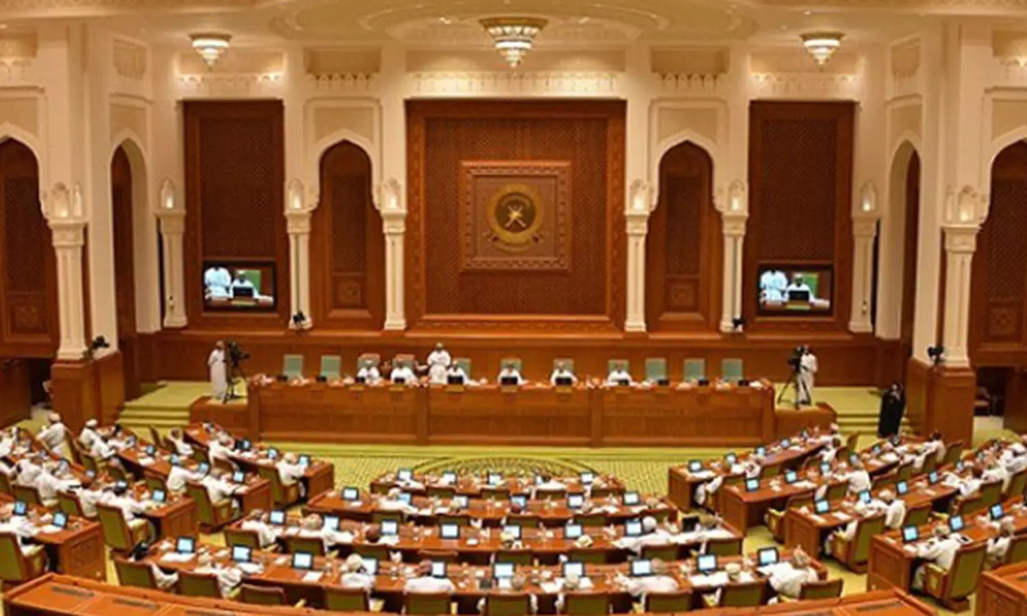 ഊ​ർ​ജ,ധാ​തു മേ​ഖ​ല​ക​ളി​ലെ സ്വ​ദേ​ശി​വ​ത്ക​ര​ണം; ശൂ​റാകൗ​ൺ​സി​ൽ ച​ർ​ച്ച ചെ​യ്തു