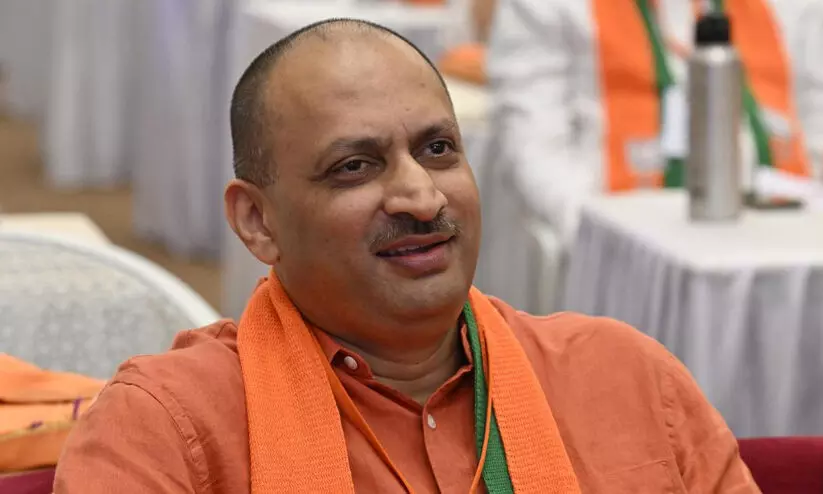 മു​ൻ ബി.​ജെ.​പി എം.​പി അ​ന​ന്ത് കു​മാ​ർ ഹെ​ഗ്ഡേ​ക്ക് എ​തി​രെ കേ​സ്