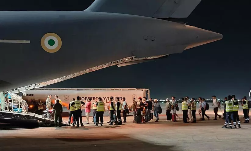 ഇറാനിലെ ഒഴിപ്പിക്കൽ അവസാനിപ്പിച്ചതായി ഇന്ത്യൻ എംബസി; സ്ഥിതിഗതികൾ സൂക്ഷ്മമായി നിരീക്ഷിക്കുന്നു ഇറാനിലെ ഒഴിപ്പിക്കൽ അവസാനിപ്പിച്ചതായി ഇന്ത്യൻ എംബസി; സ്ഥിതിഗതികൾ സൂക്ഷ്മമായി നിരീക്ഷിക്കുന്നു