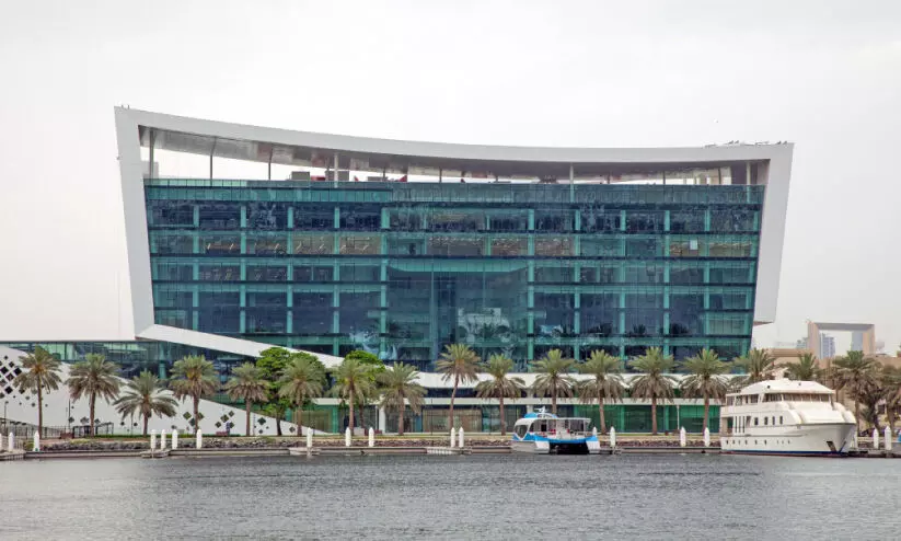 വ്യാ​ജ ക​മ്പ​നി​ക​ളു​ടെ മ​റ​വി​ൽ വ​ൻ വി​സ ത​ട്ടി​പ്പ്