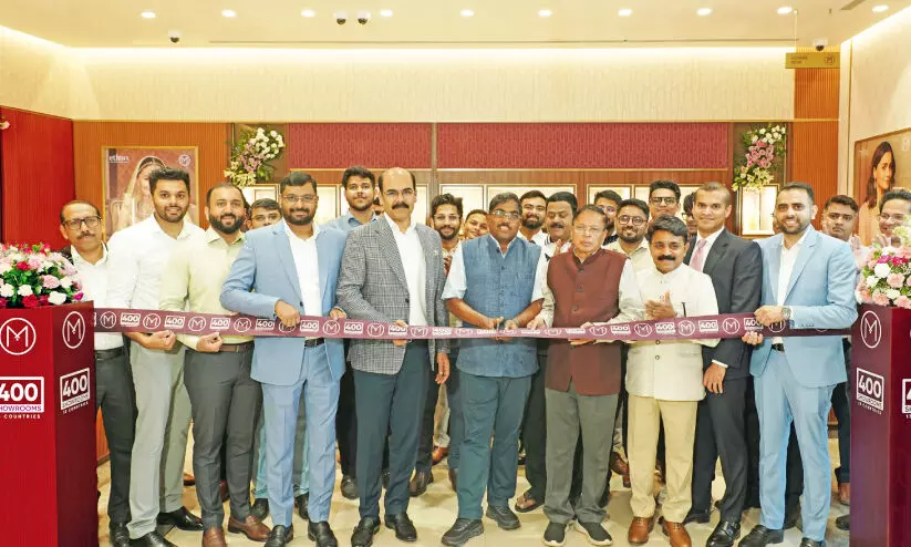 മ​ല​ബാ​ര്‍ ഗോ​ള്‍ഡ് ഷോ​റൂ​മു​ക​ളു​ടെ എ​ണ്ണം 400 ക​ട​ന്നു