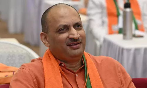 മു​ൻ ബി.​ജെ.​പി എം.​പി അ​ന​ന്ത് കു​മാ​ർ ഹെ​ഗ്ഡേ​ക്ക് എ​തി​രെ കേ​സ്