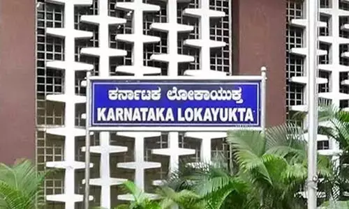 മം​ഗ​ളൂ​രു കോ​ർ​പ. ഓ​ഫി​സി​ൽ ലോ​കാ​യു​ക്ത റെ​യ്ഡ്