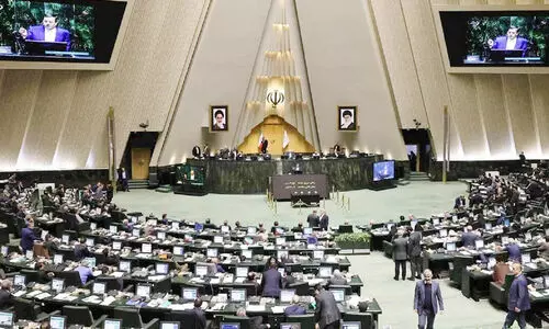 അന്താരാഷ്ട്ര ആണവോർജ ഏജൻസിയുമായുള്ള സഹകരണം അവസാനിപ്പിക്കാനുള്ള ബില്ലിന് ഇറാൻ പാർലമെന്റിന്റെ അംഗീകാരം