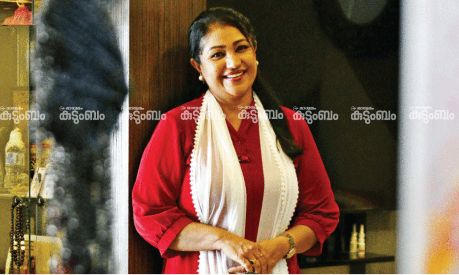 ‘ഹേമ കമ്മിറ്റി: തെറ്റ് ചെയ്യുന്ന പെണ്ണുങ്ങളുമുണ്ട്’, ‘കോമഡി നടിയായി അറിയപ്പെടാൻ താൽപര്യമില്ല’ -തെസ്നി ഖാൻ മനസ്സ് തുറക്കുന്നു